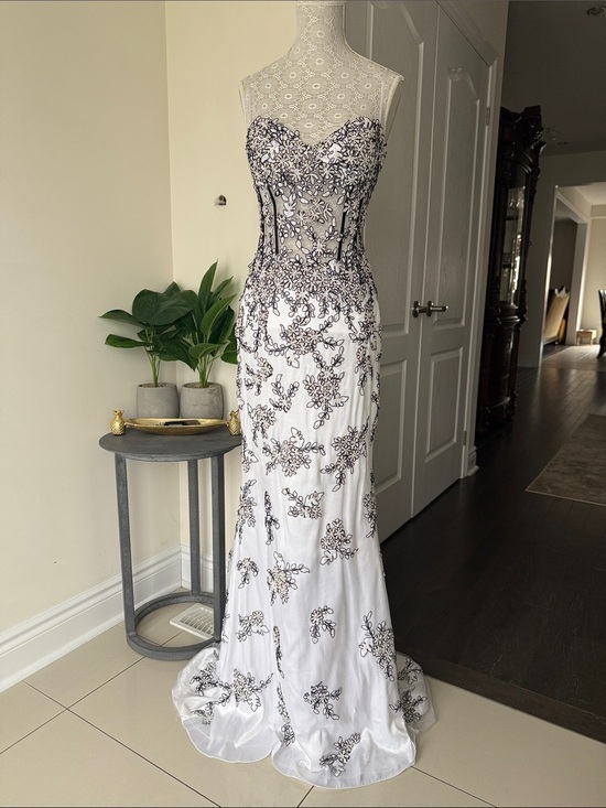 Dresses & Skirts - White Embroidered Strapless Evening Gown / Prom Dress